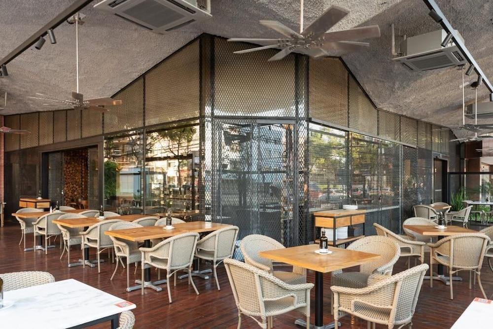 Ibis Vitoria Praia Do Canto Εξωτερικό φωτογραφία