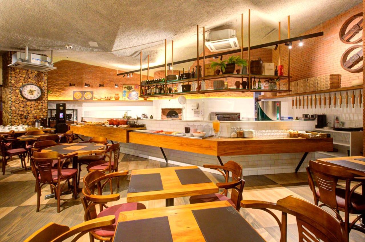Ibis Vitoria Praia Do Canto Εξωτερικό φωτογραφία